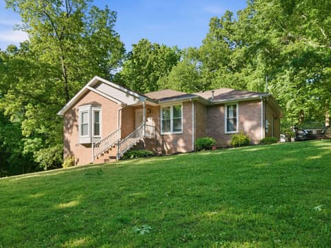107 Valley Rd