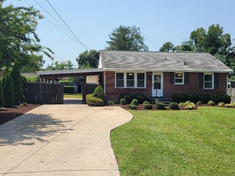 5005 Pearson Pl