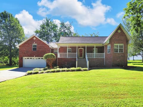 2073 McMahan Hollow Rd