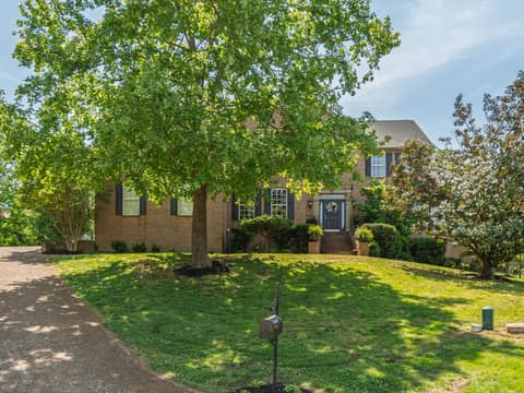 9015 Grey Pointe Ct
