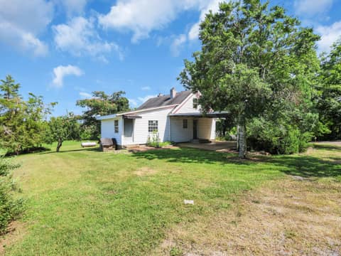 1274 Lowes Lane photo 3